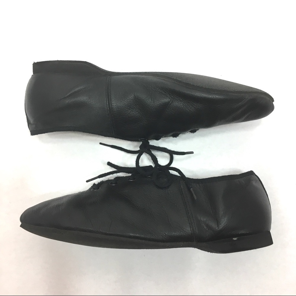 Dance Shoes 7.5